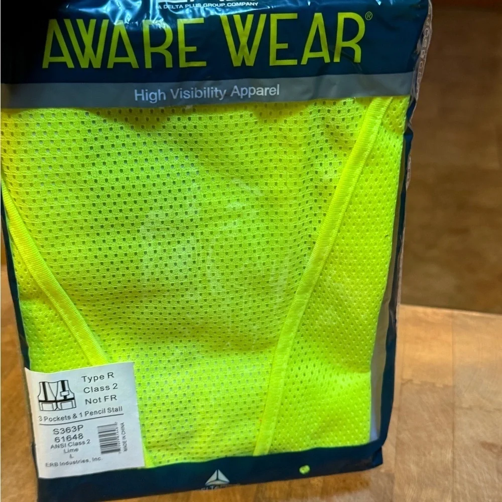 High Visibility Safety Vests Neon Green 3 pocket Aware Brand New Lot of 4